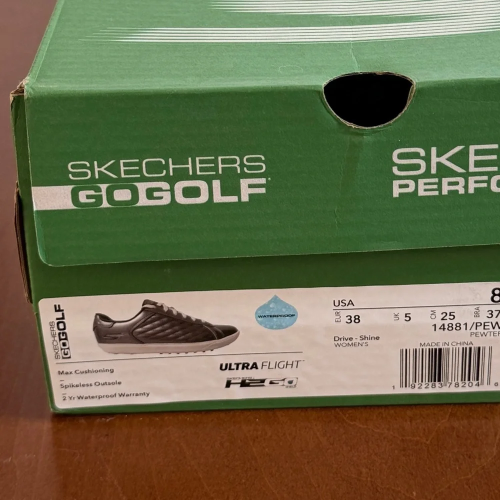 Skechers GO GOLF ULTRA FLIGHT
Women's size 8 GOLF Shoes - Picture 3 of 4